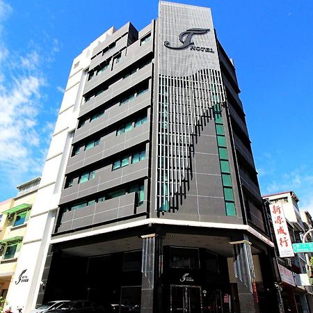 J-Hotel Kaohsiung Exterior foto